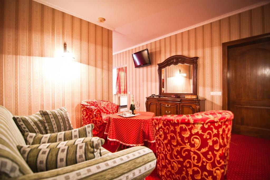 Hotel Mazurski Dworek Mikołajki Oda fotoğraf