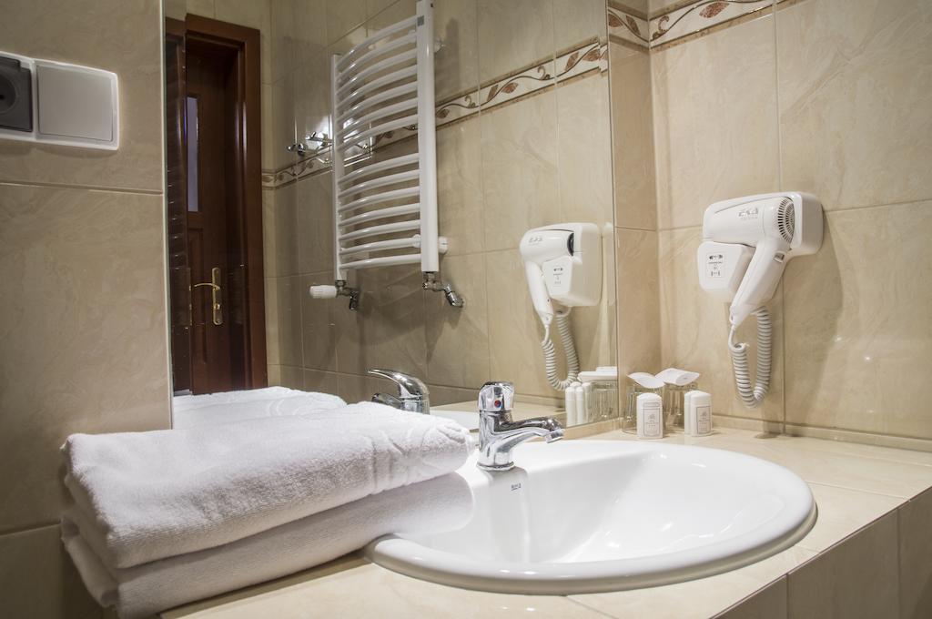 Hotel Mazurski Dworek Mikołajki Oda fotoğraf