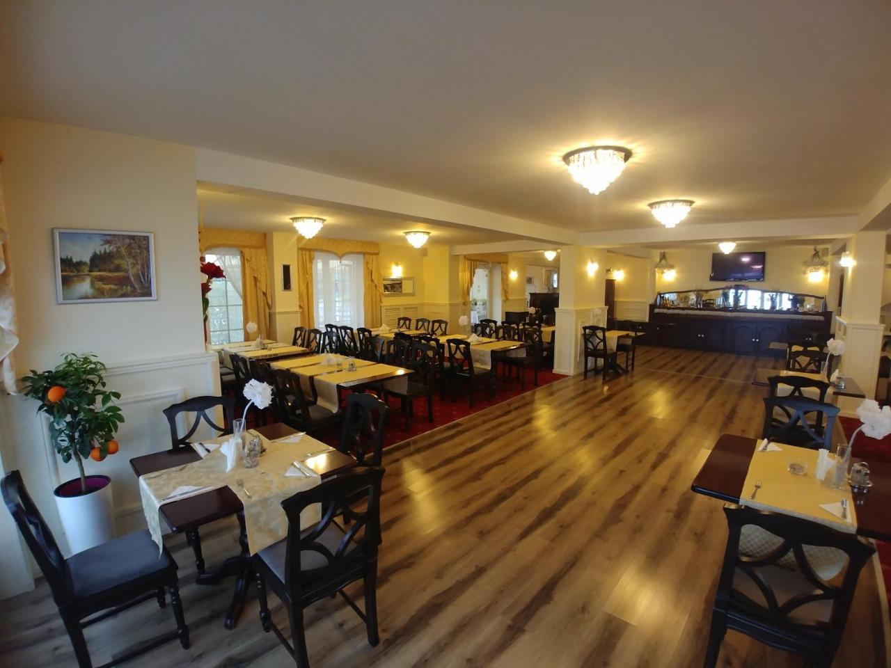 Hotel Mazurski Dworek Mikołajki Dış mekan fotoğraf